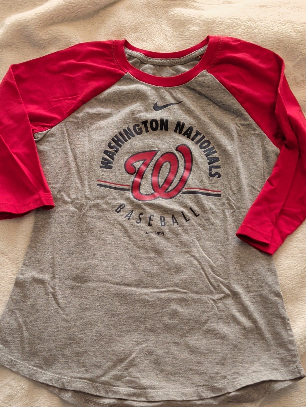Nike Grey & Red Washington Nationals Raglan Baseball Shirt